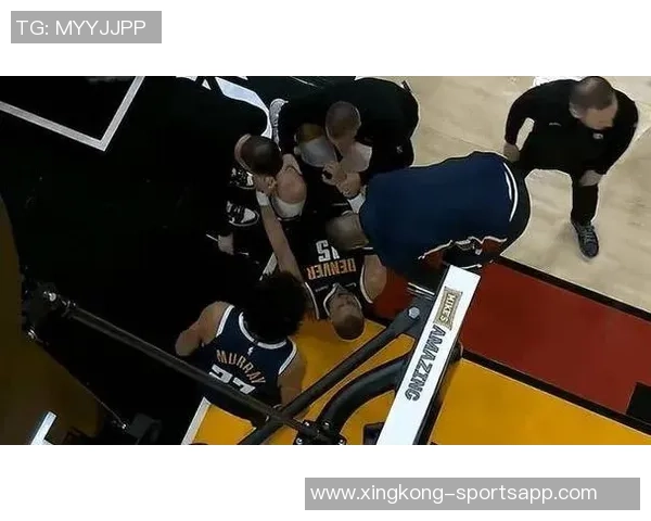 约维奇称赞鲍威尔得分能力出众认为他是顶尖得分手 约维奇称赞鲍威尔得分能力出众认为他是顶尖得分手