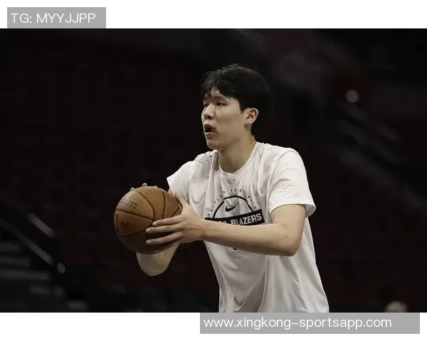 媒体人分析瀚森相比赛季初进步显著但防守习惯仍需改进