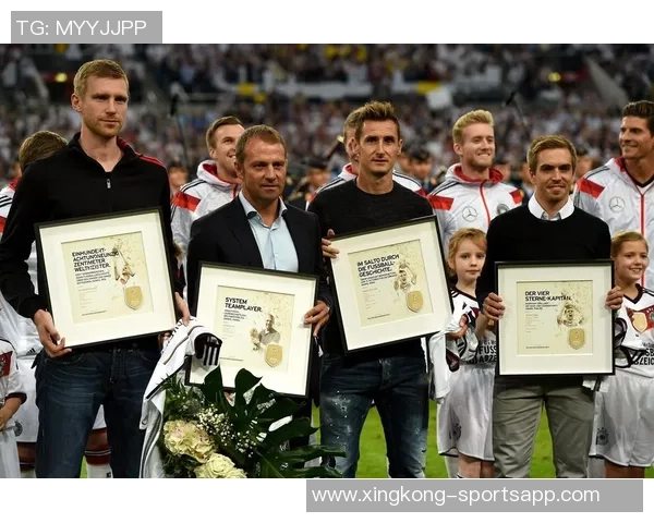 拉姆寄语小猪:你是德国足球历史上不朽的传奇与坚韧的象征 拉姆寄语小猪:你是德国足球历史上不朽的传奇与坚韧的象征